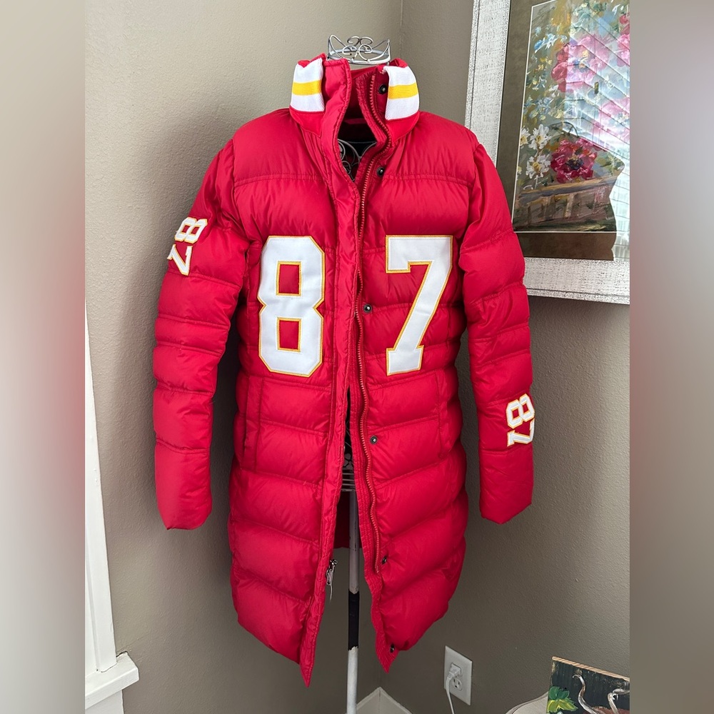 Travis Kelce #87 Kansas City Chiefs Red Down Puffer Coat